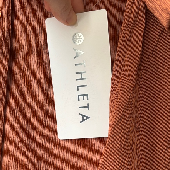 Athleta Women's Rust Button-Down Shirt - Picture 2 of 4